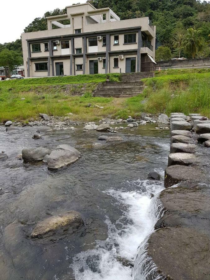 Ferienwohnung Antong Creekside Hot Spring Yuli Exterior foto